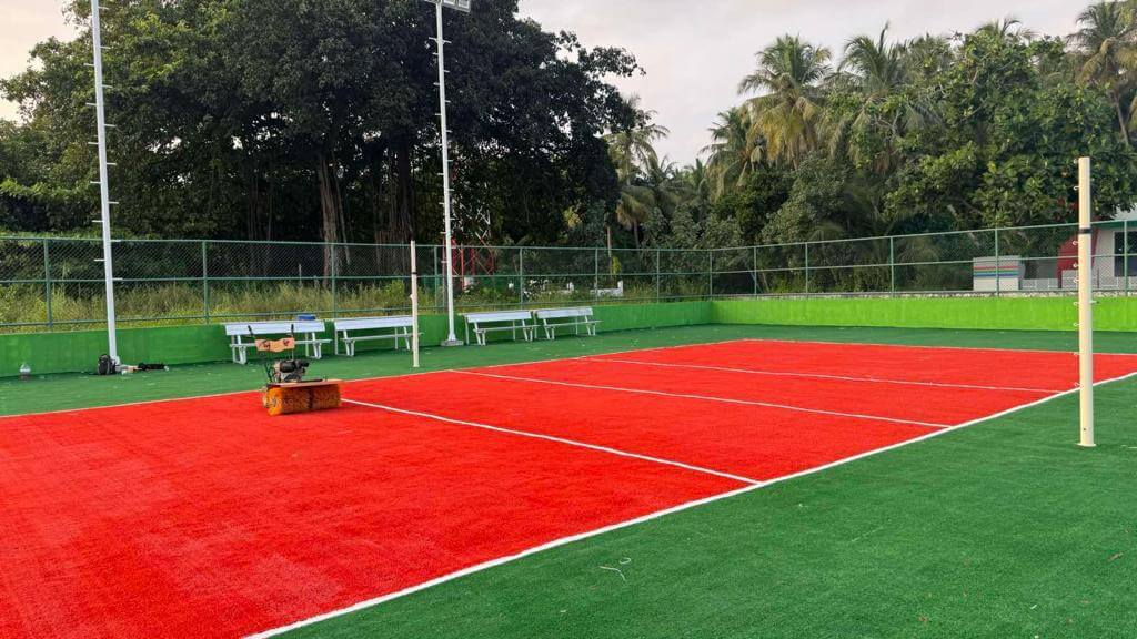 H Dh. Kumundhoo Volleyball Court